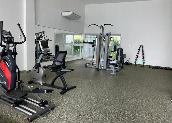 Muro Alto Condominio Clube